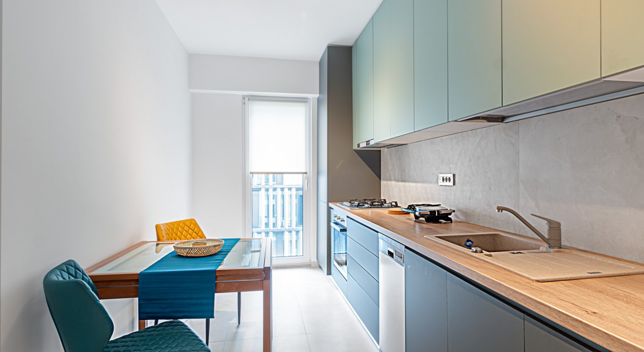 2 camere Aviatiei - loc de parcare subteran - prima inchiriere