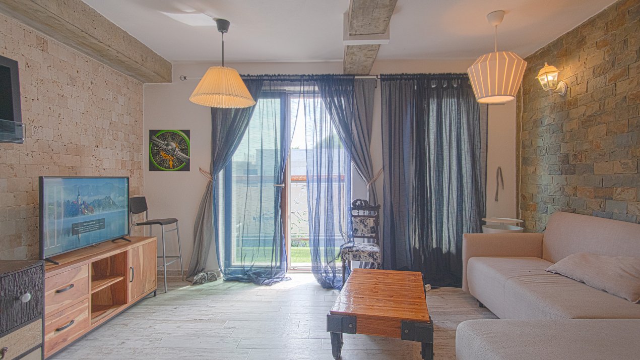 Alunisului - 2 camere - zona case-vile - fara comision !
