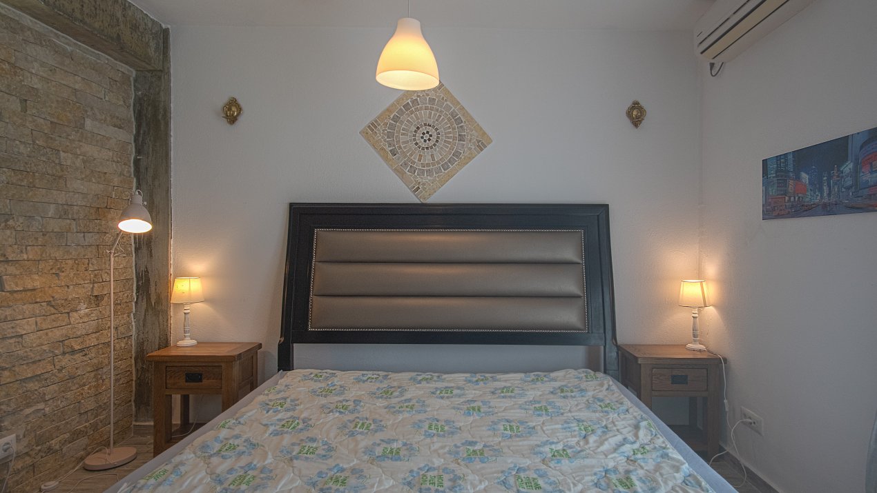 Alunisului - 2 camere - zona case-vile - fara comision !
