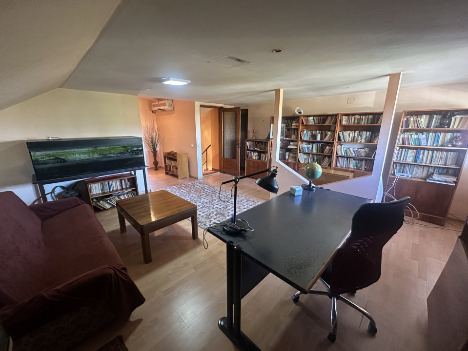 PANTELIMON APARTAMENT IN VILA 1E+M 230 MP TOTAL, CURTE 516 MP!