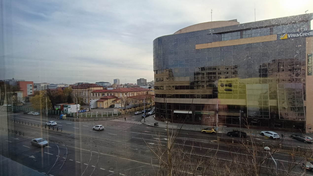 MEGA OCAZIE SE VINDE APRTAMENT IN ZONA PIATA VICTORIEI