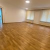 SE VINDE APARTAMENT DECOMANDAT 10 CAMERE LUX 456 MP UTILI IN ZONA AVIATORILOR