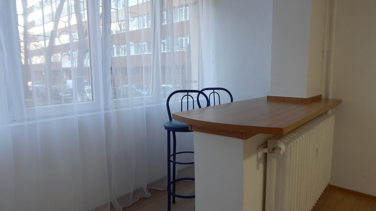 apartament renovat 3 camere  renovat Drumul Taberei