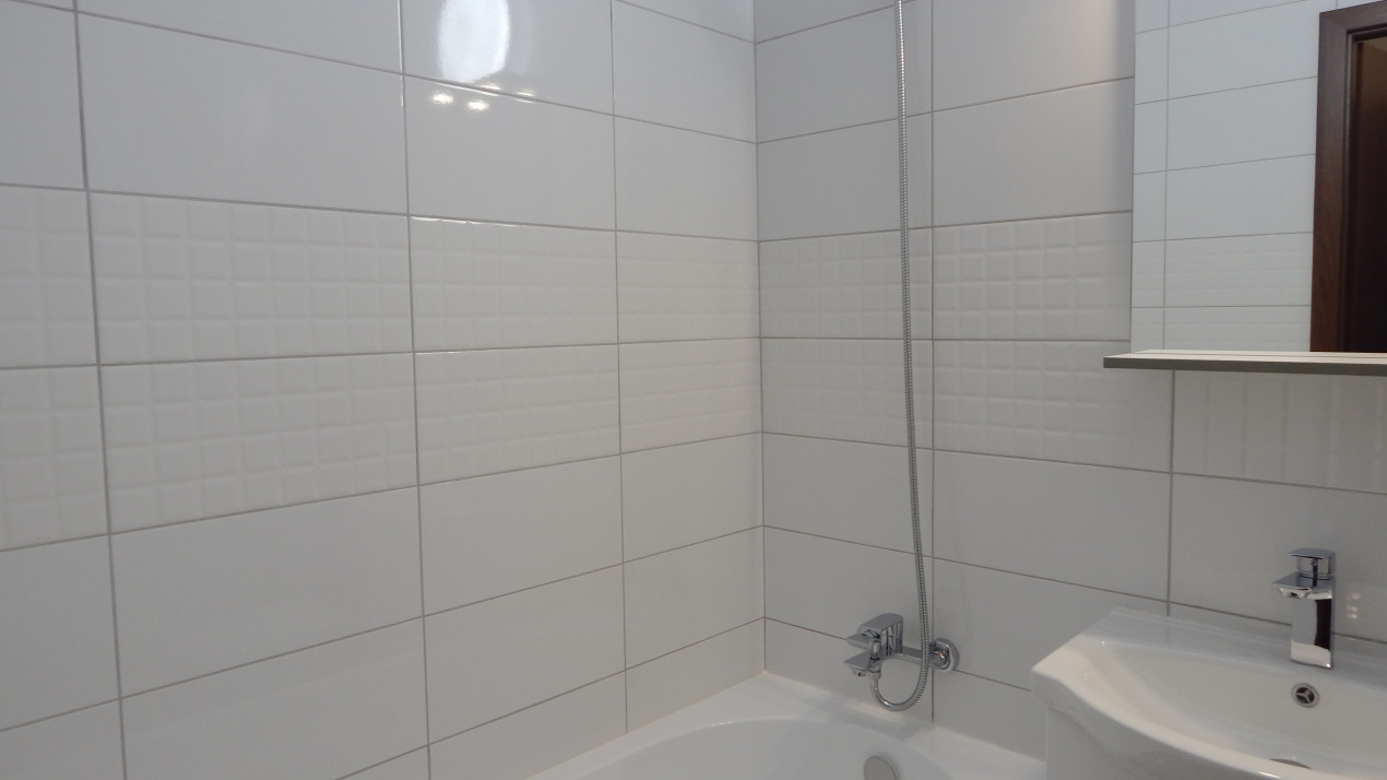 apartament renovat 3 camere  renovat Drumul Taberei