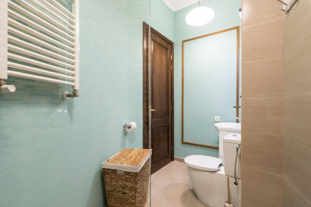 ARMENEASCA, APARTAMENT LUX-190 MP!