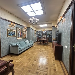 ARMENEASCA Apartament 6 camere 190 MP!