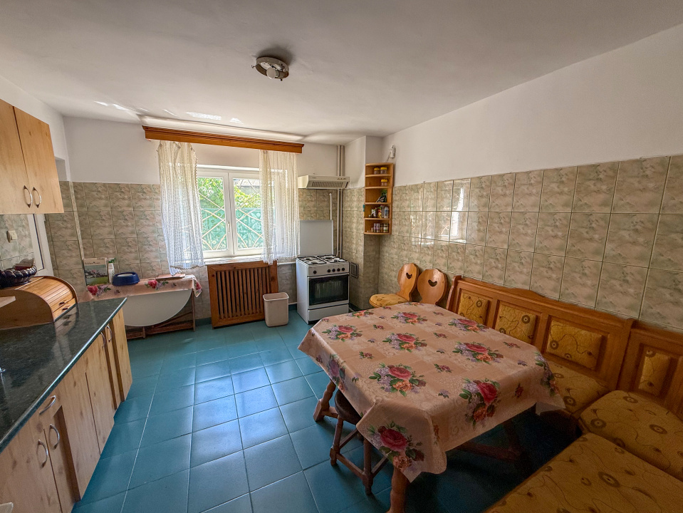  Vila cu 6 dormitoare in Breaza, lot teren 1289 mp