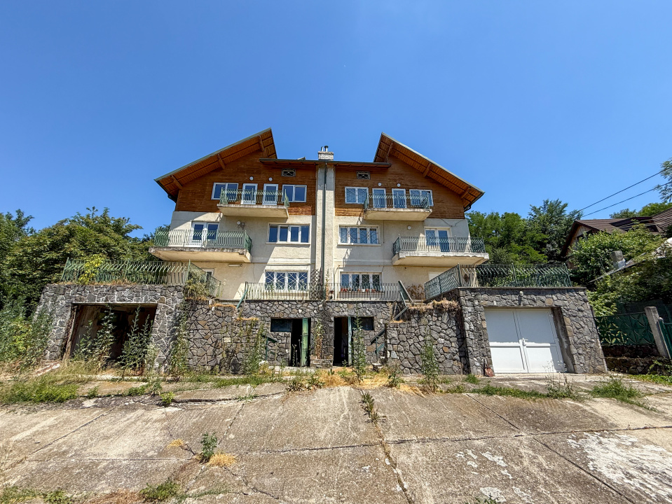  Vila cu 6 dormitoare in Breaza, lot teren 1289 mp