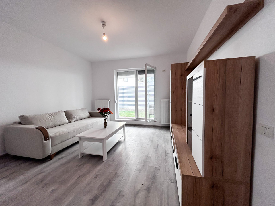 SUPERB: 50mp + curte privata 60mp, bloc 2023