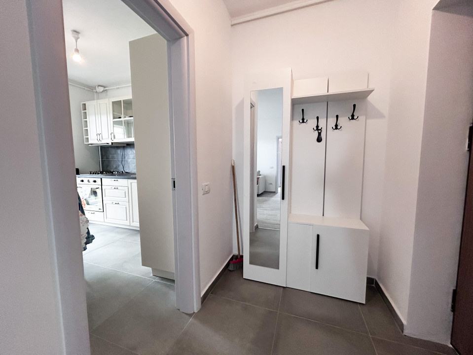 SUPERB: 50mp + curte privata 60mp, bloc 2023