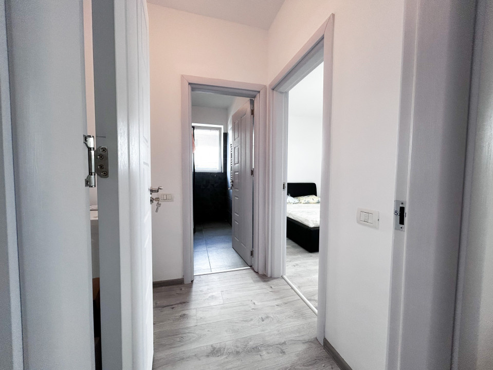 SUPERB: 50mp + curte privata 60mp, bloc 2023