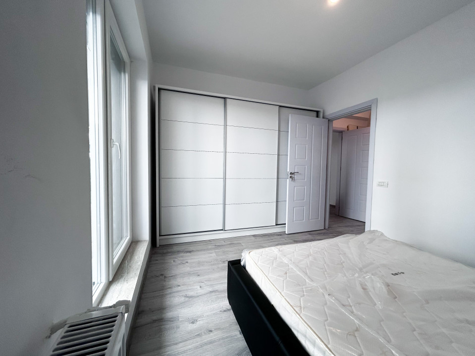 SUPERB: 50mp + curte privata 60mp, bloc 2023