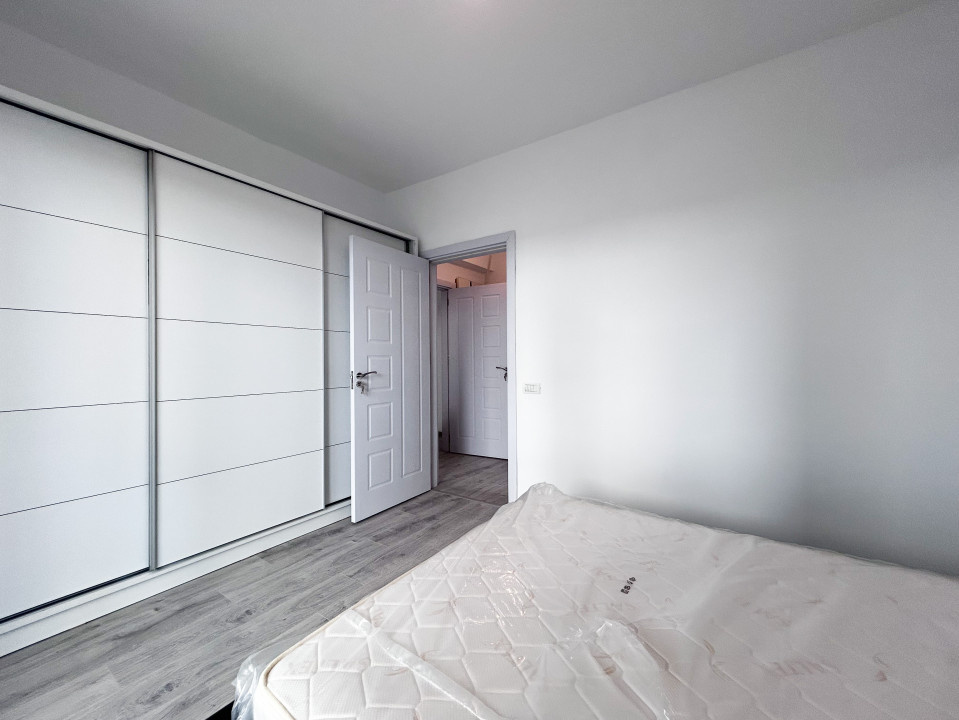 SUPERB: 50mp + curte privata 60mp, bloc 2023