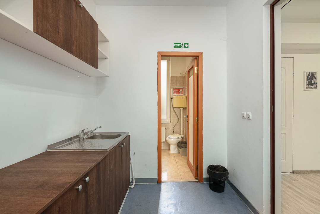 SOSEAUA IANCULUI, IMOBIL BIROURI, 144 MP! 