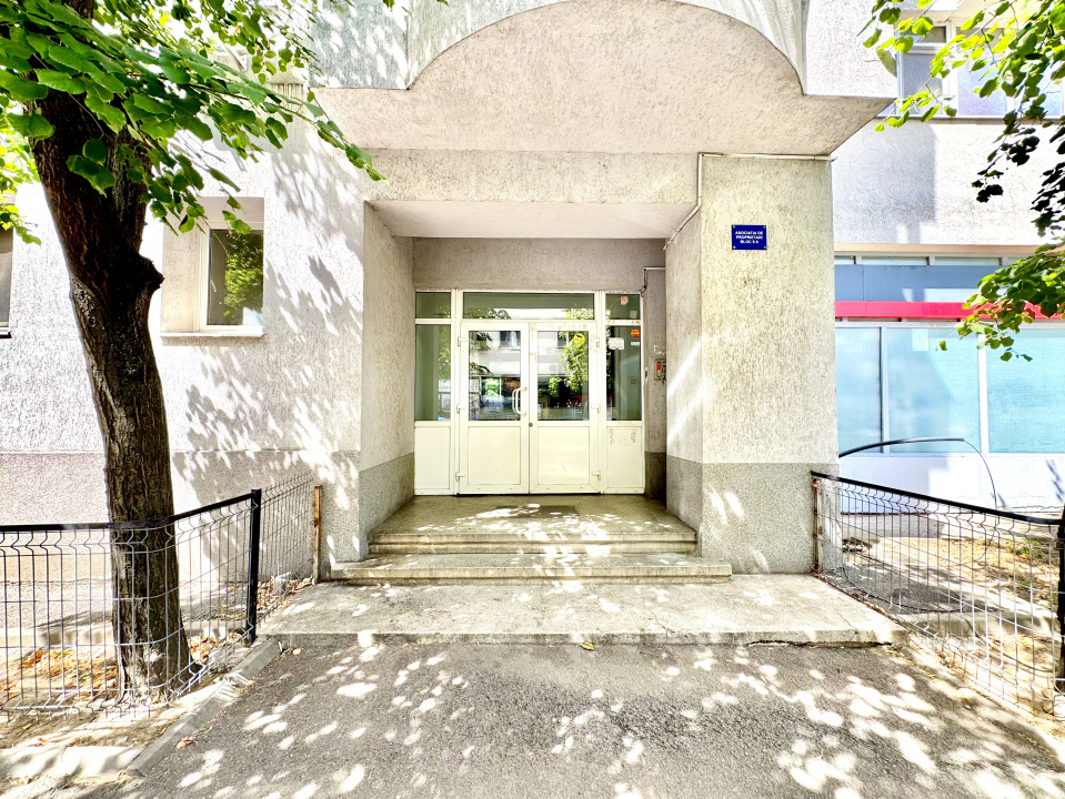 Garsoniera Mihalache-Turda. Pret excelent: 75.000 Euro!