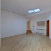 Proprietate Versatilă 235 m² - Fostă Grădiniță | Ideal Cabinet Medical/Office | 