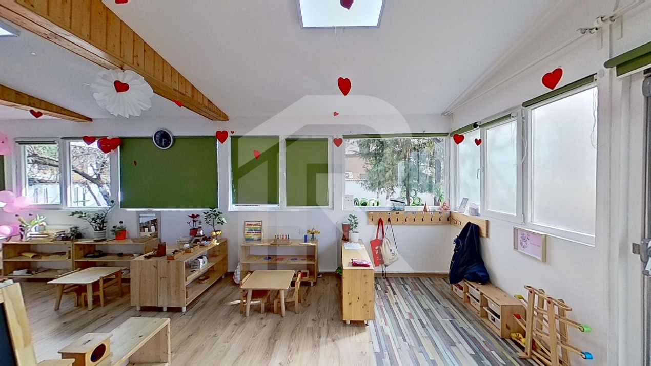 Proprietate Versatilă 235 m² - Fostă Grădiniță | Ideal Cabinet Medical/Office | 