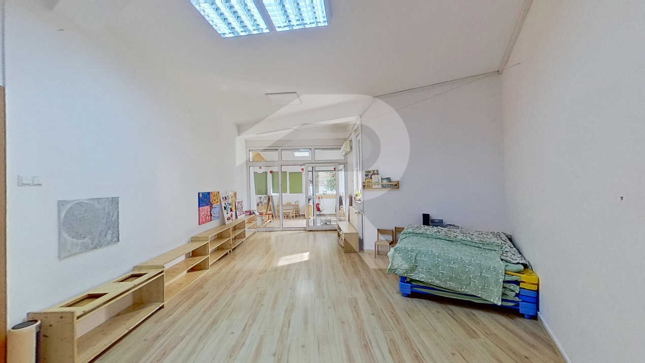 Proprietate Versatilă 235 m² - Fostă Grădiniță | Ideal Cabinet Medical/Office | 