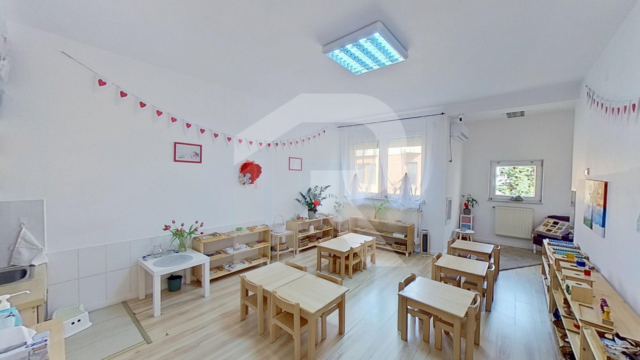 Proprietate Versatilă 235 m² - Fostă Grădiniță | Ideal Cabinet Medical/Office | 