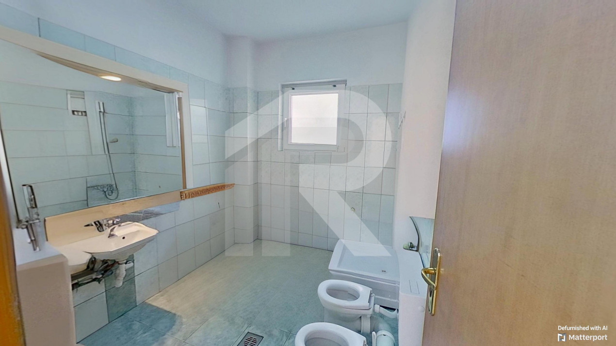 Proprietate Versatilă 235 m² - Fostă Grădiniță | Ideal Cabinet Medical/Office | 