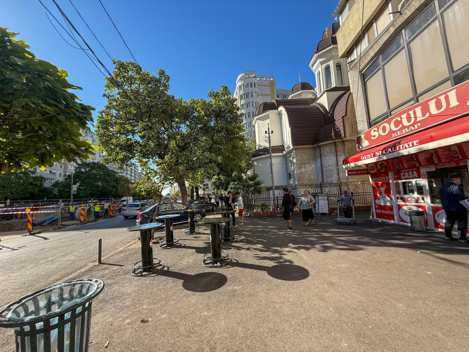 Apartament 4 Camere Piata Delfinului- Chisinau