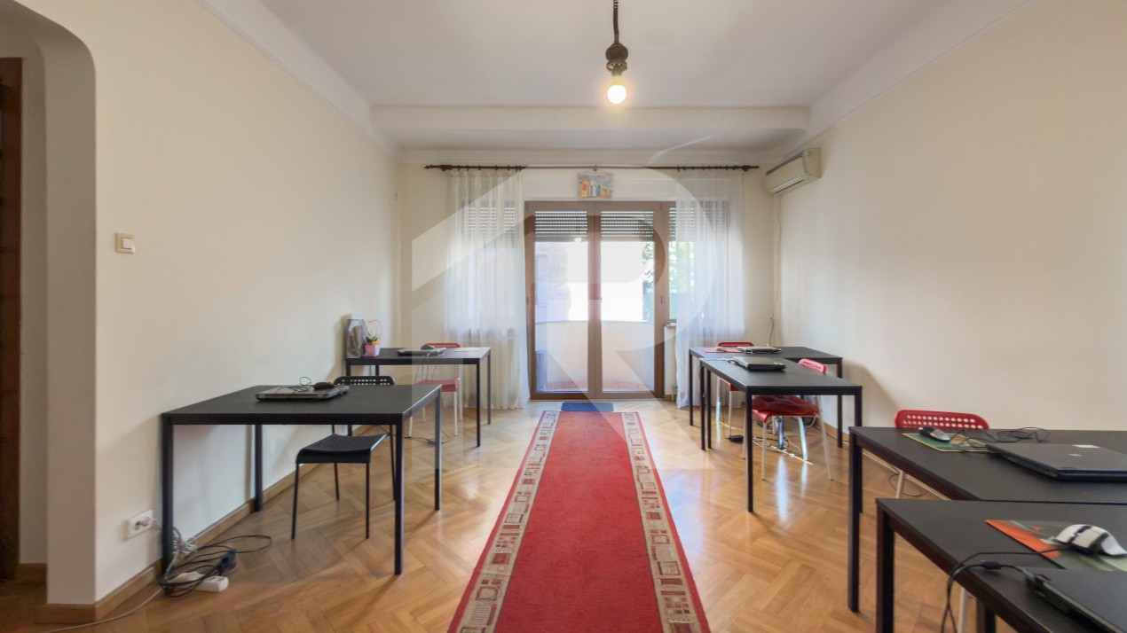Spațiu de birouri - 180mp
