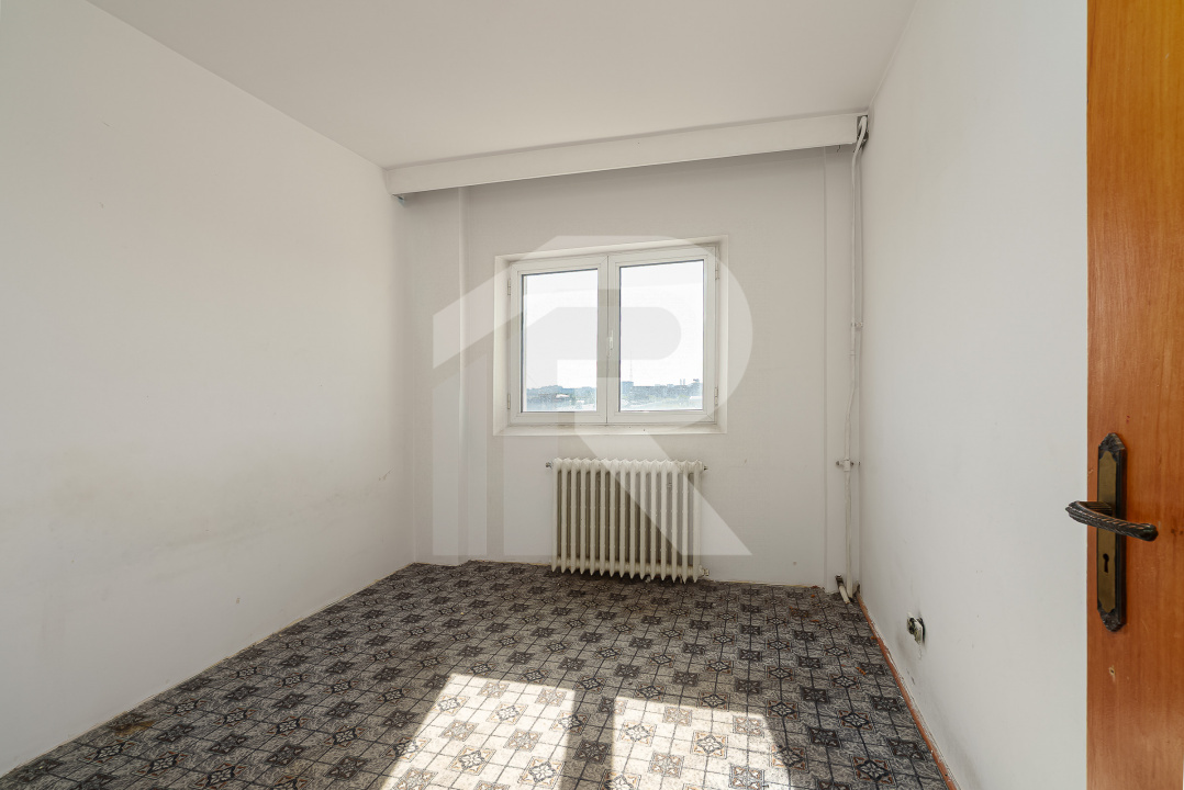 Turda - 4 camere, decomandat, '91 mp, 2 gr sanit, bloc 1983