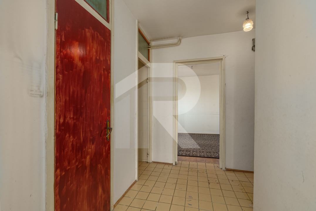 Turda - 4 camere, decomandat, '91 mp, 2 gr sanit, bloc 1983