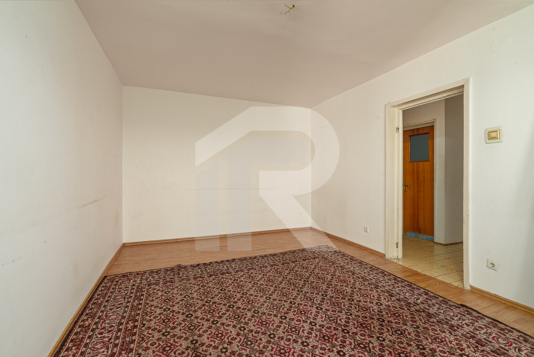 Turda - 4 camere, decomandat, '91 mp, 2 gr sanit, bloc 1983