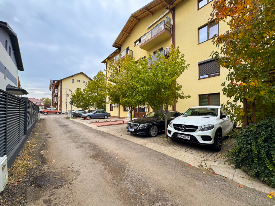 Titan-Splaiul Unirii. Studio echipat, cu loc de parcare.