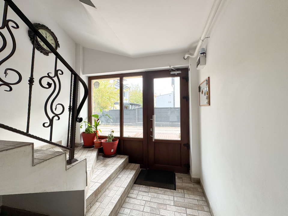 Titan-Splaiul Unirii. Studio echipat, cu loc de parcare.