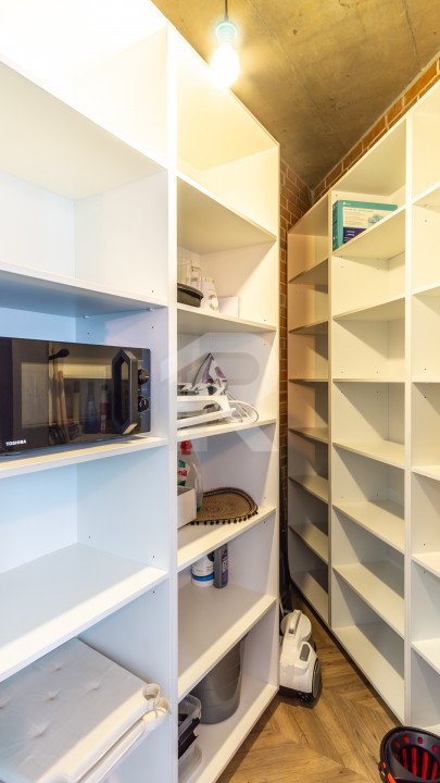 2 camere complet mobilat si utilat, parcare subterana, incalzire in pardoseala