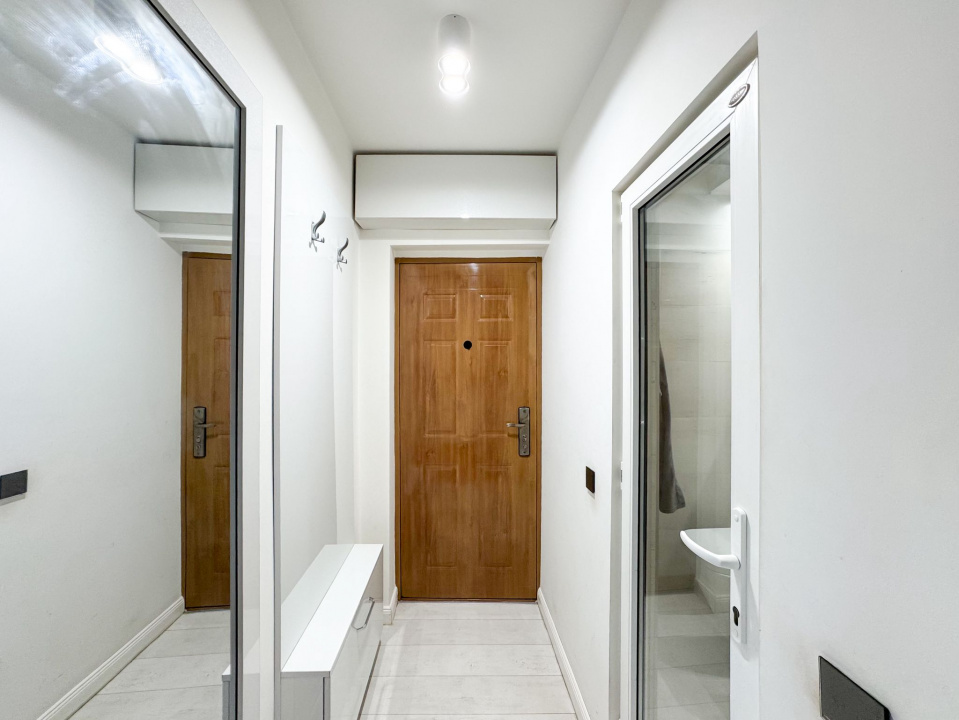 Piata Alba Iulia, garsoniera confort II. Investitie excelenta.