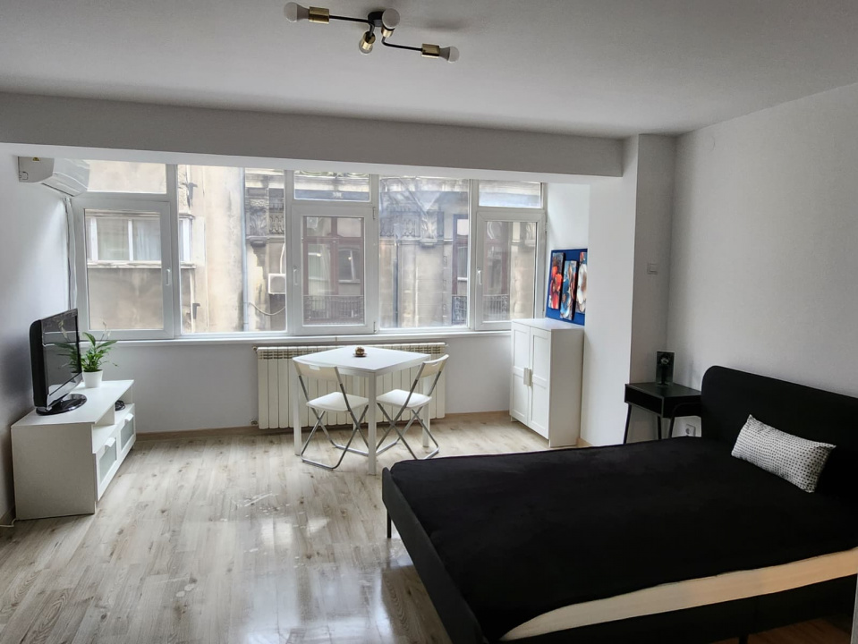 Garsonieră ultracentrală Ion Brezoianu, Cismigiu, Lipscani, Universitate 400 eur