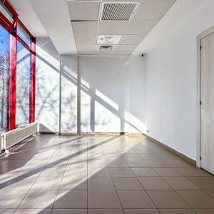 Spatiu de birouri | Piata Vitan | Utilitati incluse | Nu se aplica TVA