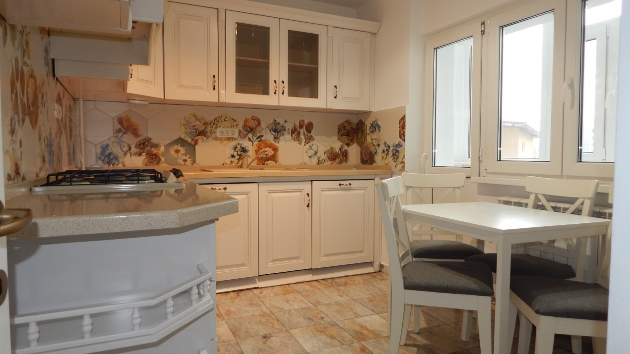 Apartament spatios p-ta Alba Iulia