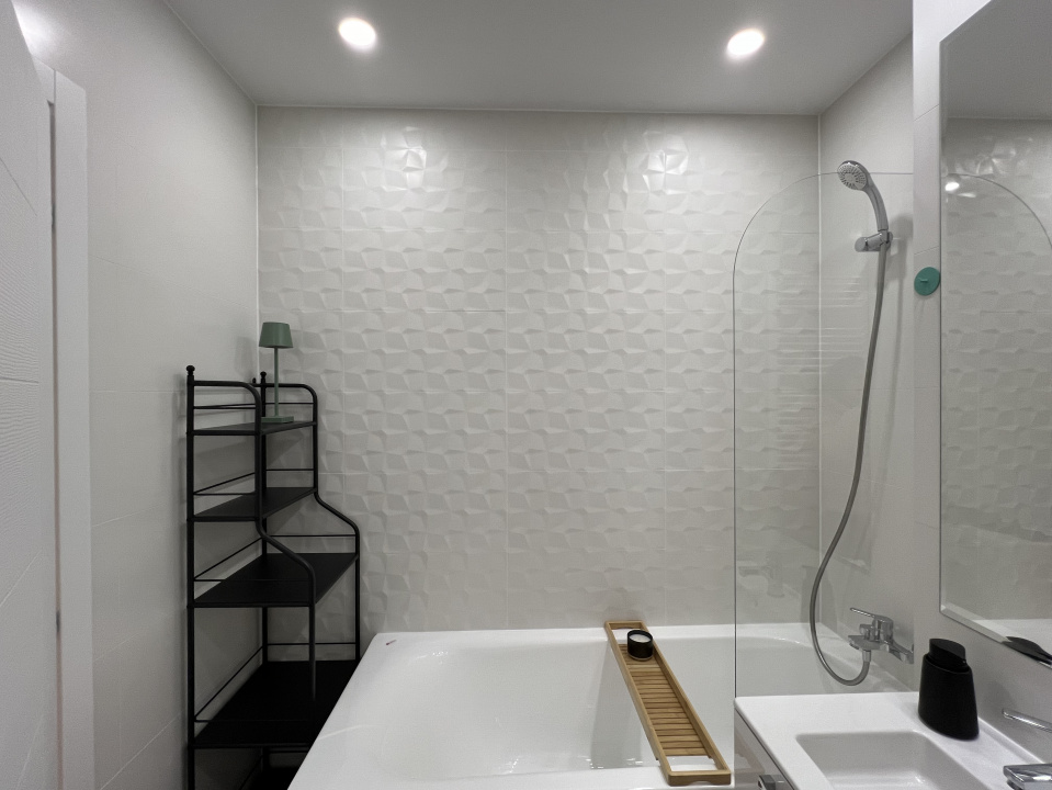 Garsoniera Nicolae Teclu. La Cheie. Totul nou.