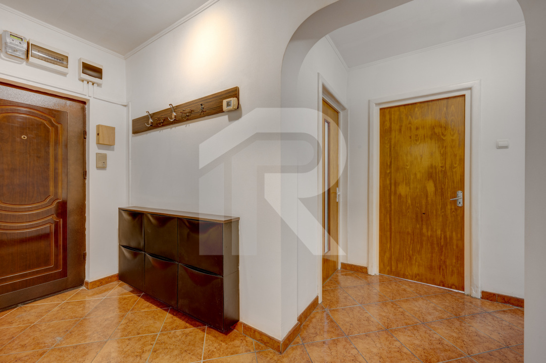 BERCENI – PIAȚA REȘIȚA, 3 CAMERE, 73 MP TOTAL, CENTRALA PROPRIE, LOC PARCARE!