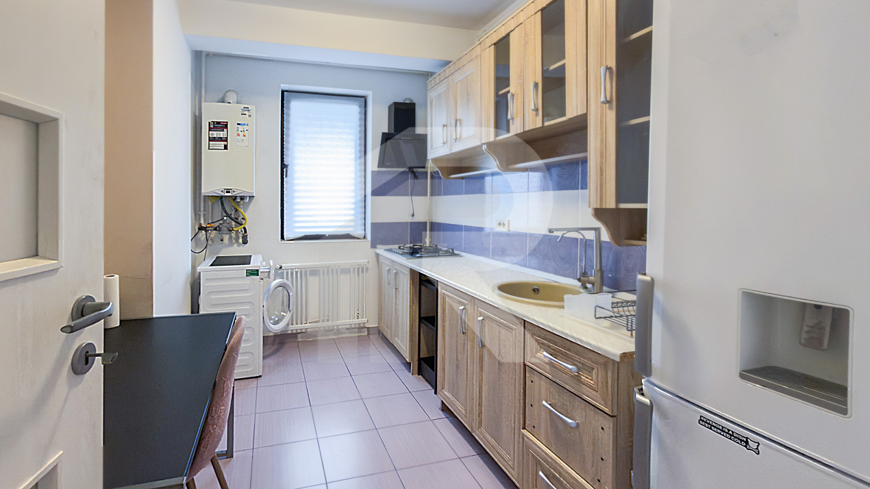 Apartament 2 camere + loc de parcare