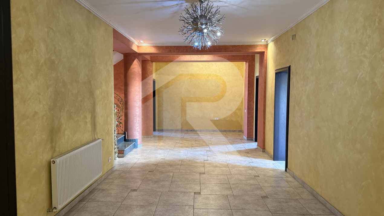 Vila premium, Eroii Revolutiei, Bulevardul Pieptanari