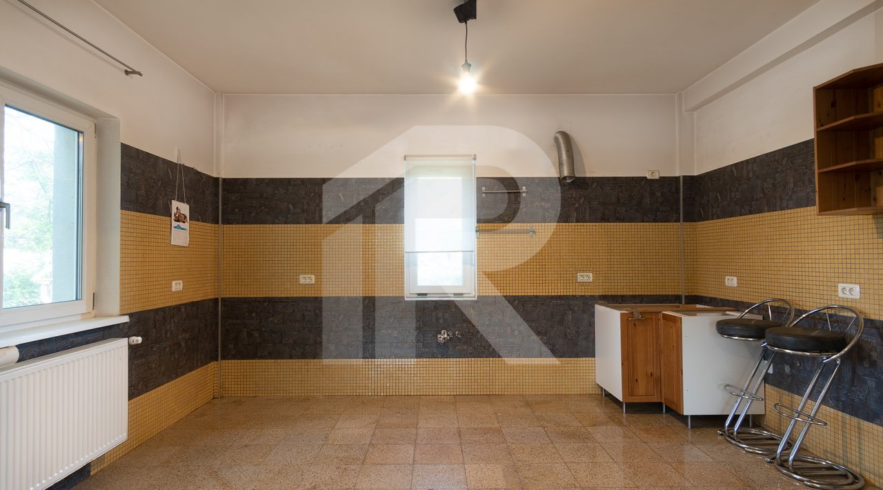 Casa cu o grădină minunată, pentru familia ta !