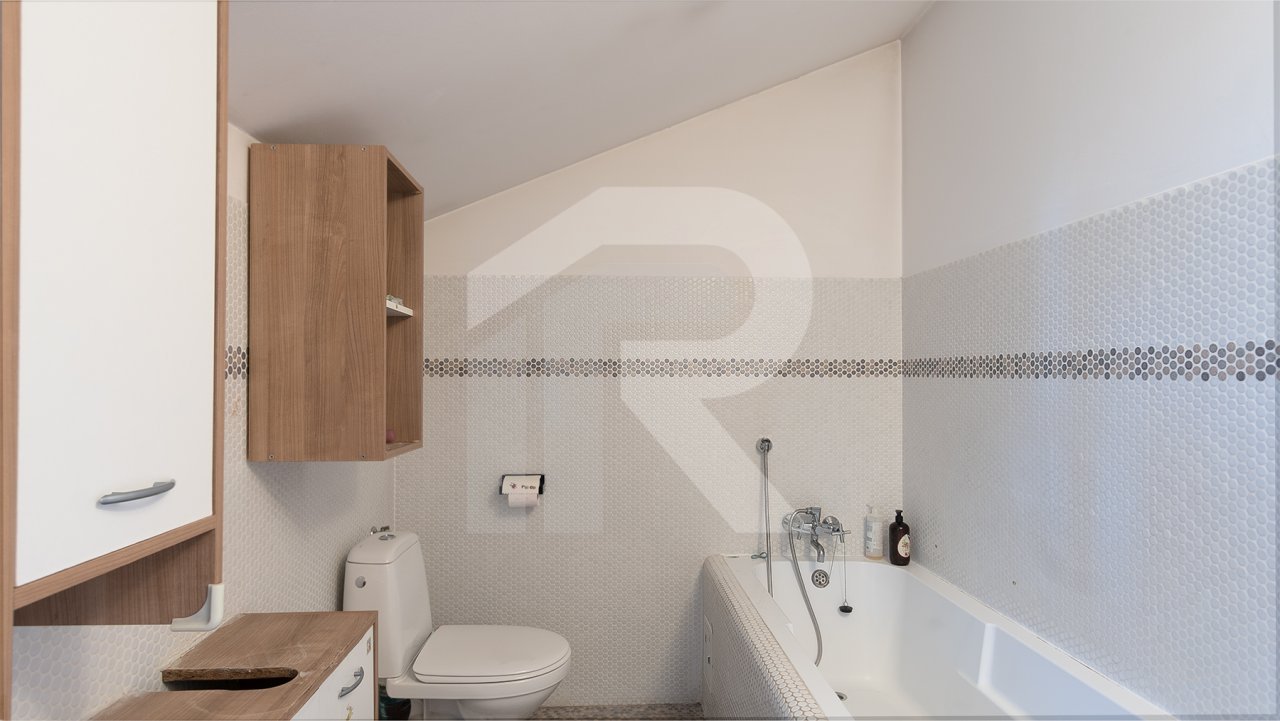 Casa cu o grădină minunată, pentru familia ta !