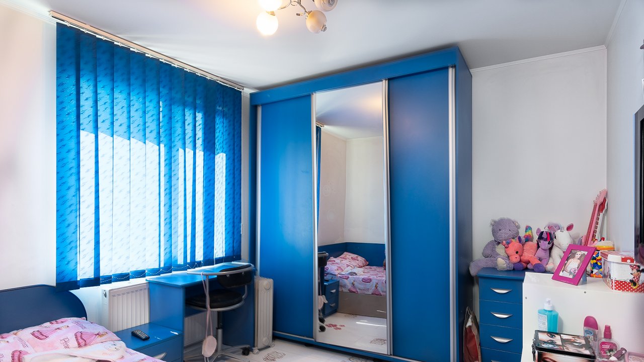 Apartament 3 camere - bloc 1984 + loc de parcare