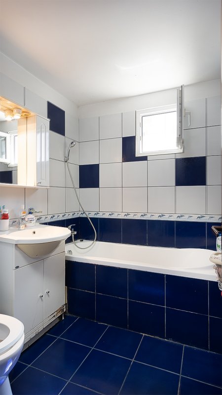 Apartament 3 camere - bloc 1984 + loc de parcare