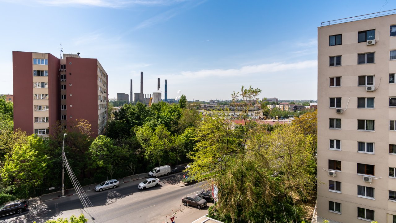 Apartament 3 camere - bloc 1984 + loc de parcare
