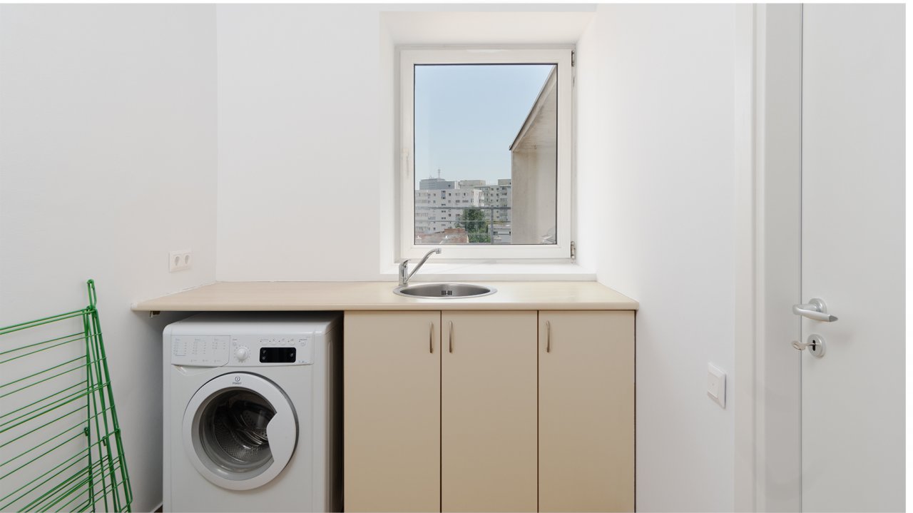 Duplex - 3 dormitoare- proaspat mobilat si decorat, la un pret excelent !!