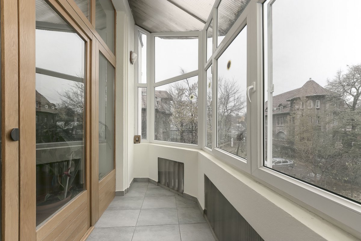 Piata Victoriei - Apartament superb nemobilat 190 mp