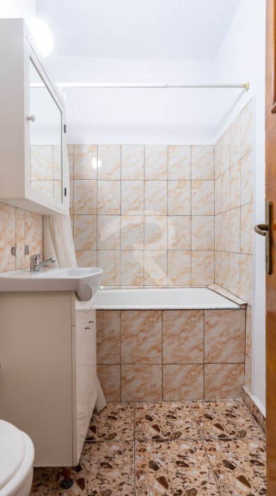 Garsoniera mobilata - foarte curata - DRISTOR - Metrou