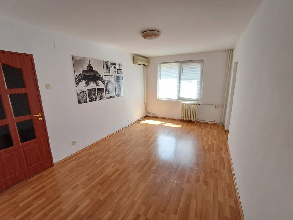  Spatiu birouri -apartament 4 camere Iancului. Comision 0% 