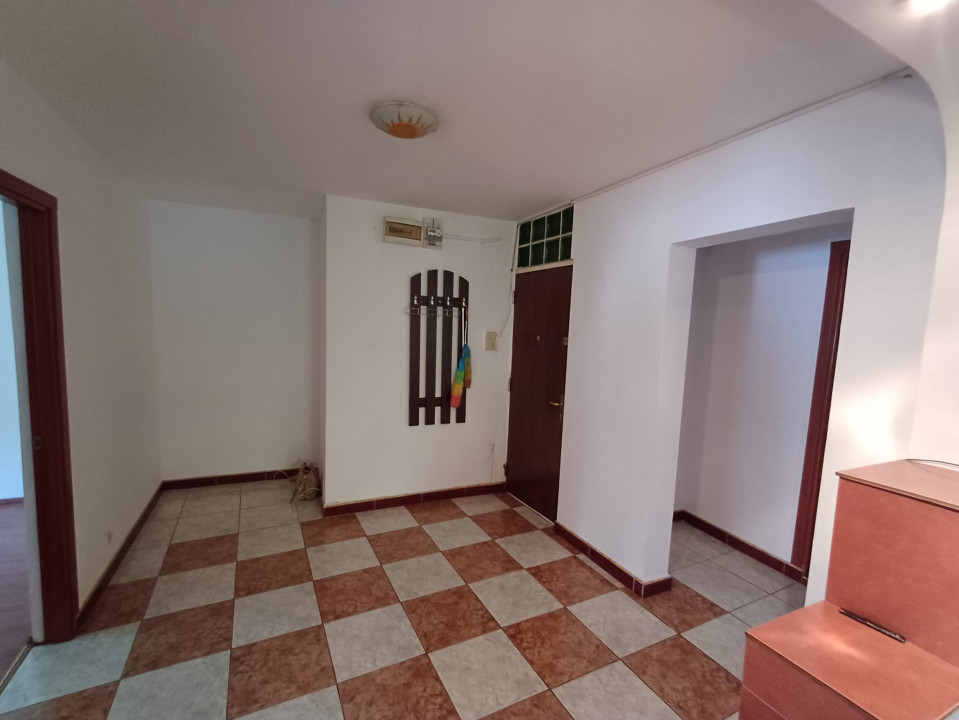  Spatiu birouri -apartament 4 camere Iancului. Comision 0% 